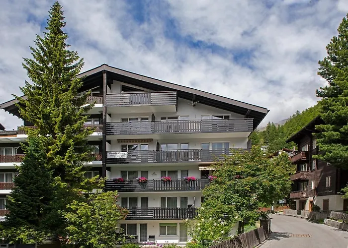 Mountain Nr 4 Zermatt